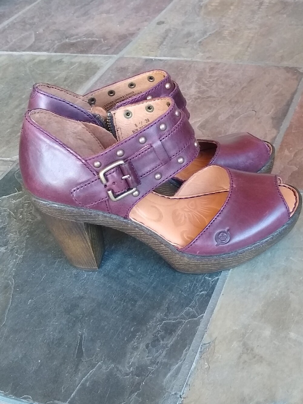 NWT BORN Tierney Platform Clog Sandals 8 Brand New - Picture 4 of 12